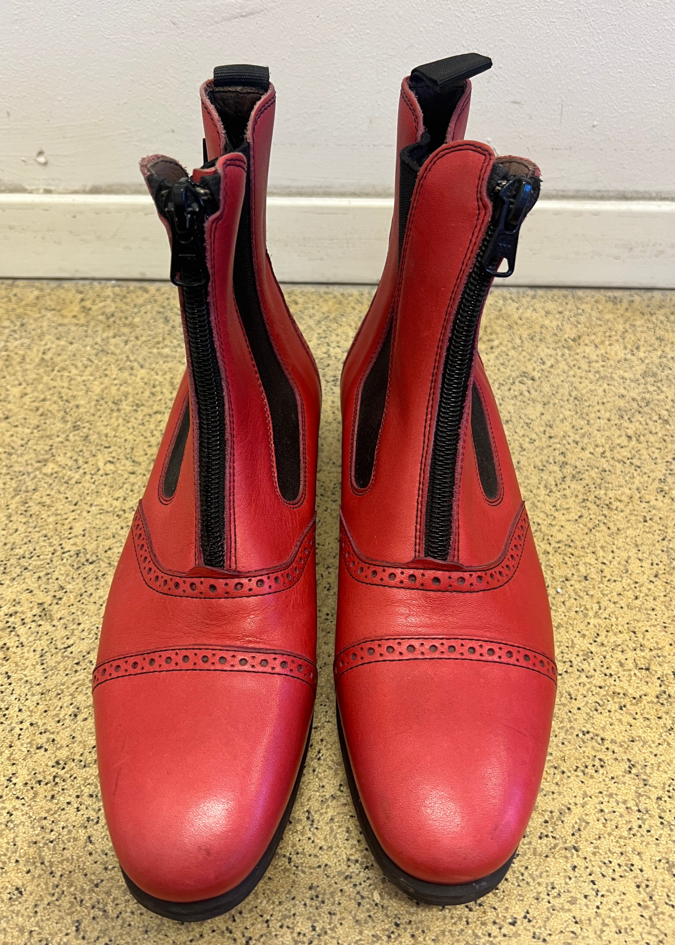 Mistral | Red Leather | Size 36-41