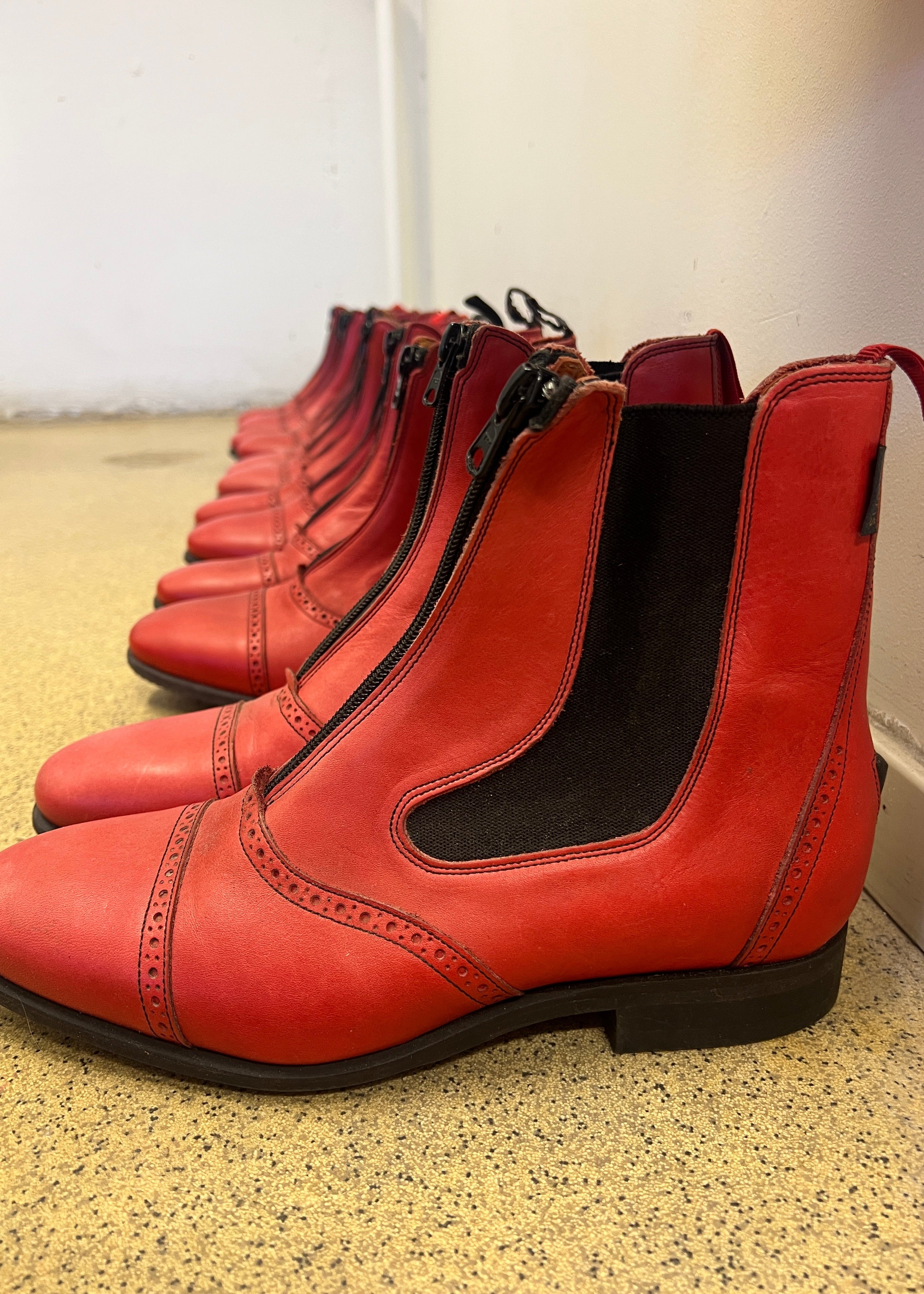 Mistral | Red Leather | Size 36-41