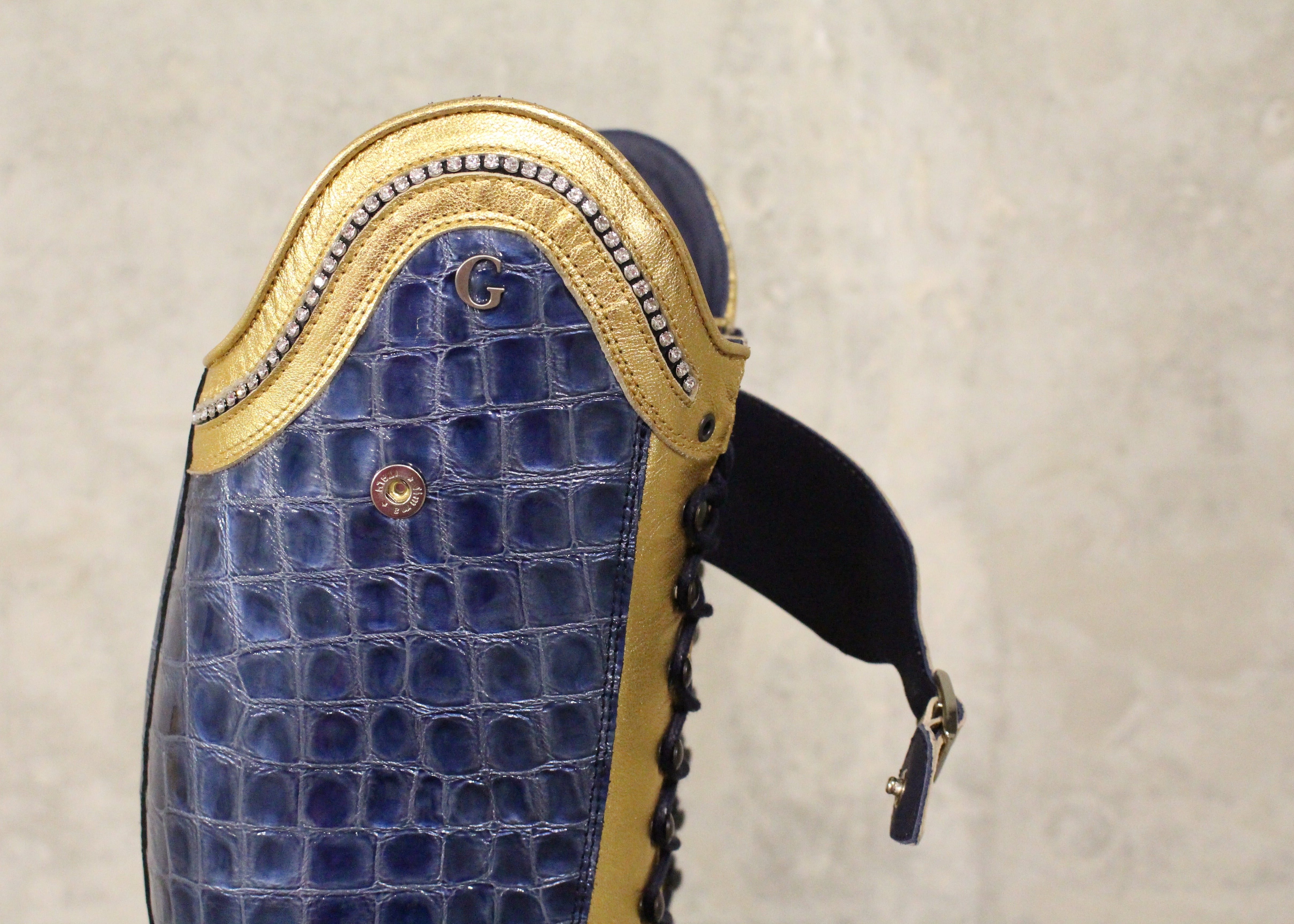 Laurel Laces Regular