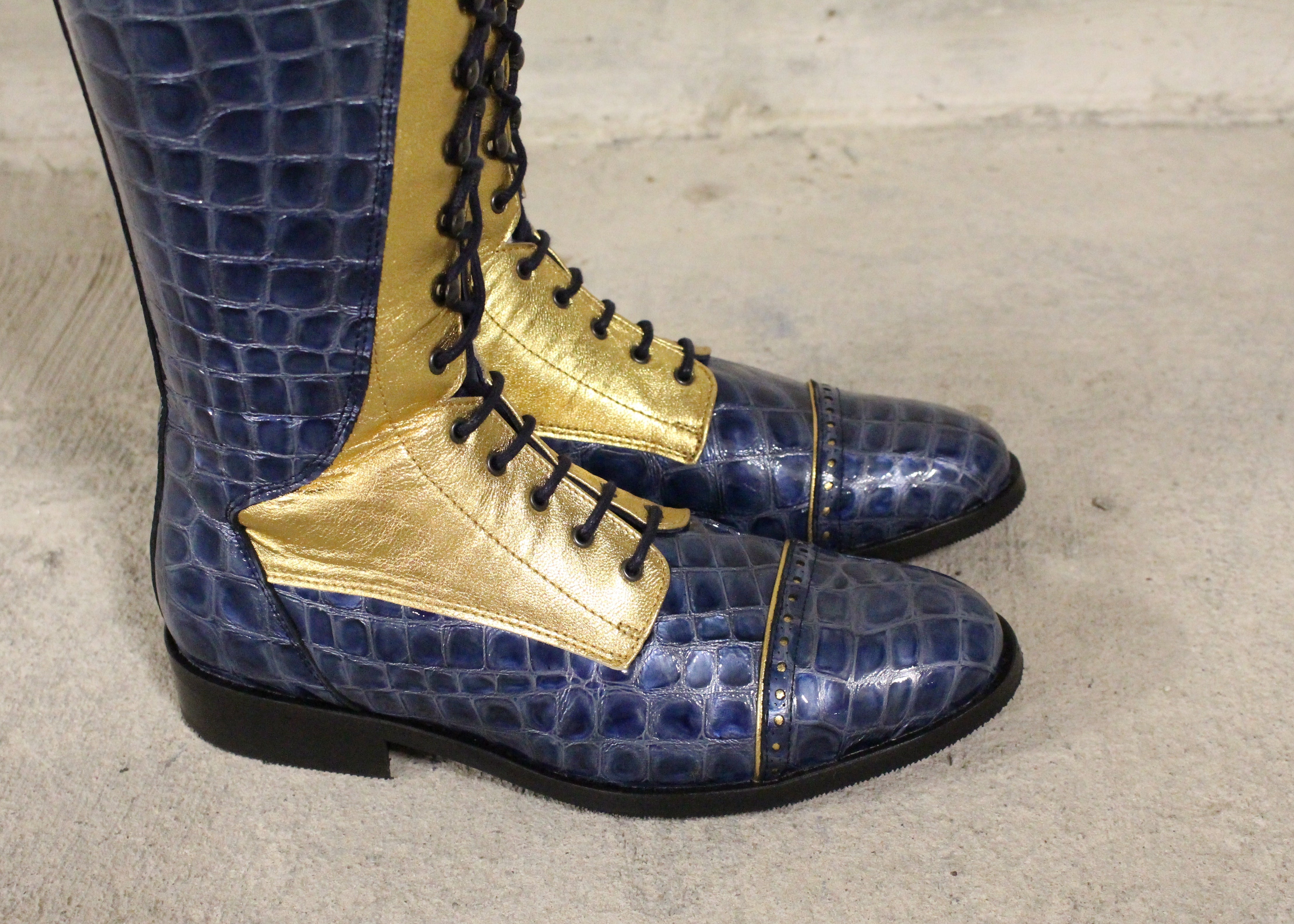 Laurel Laces Regular