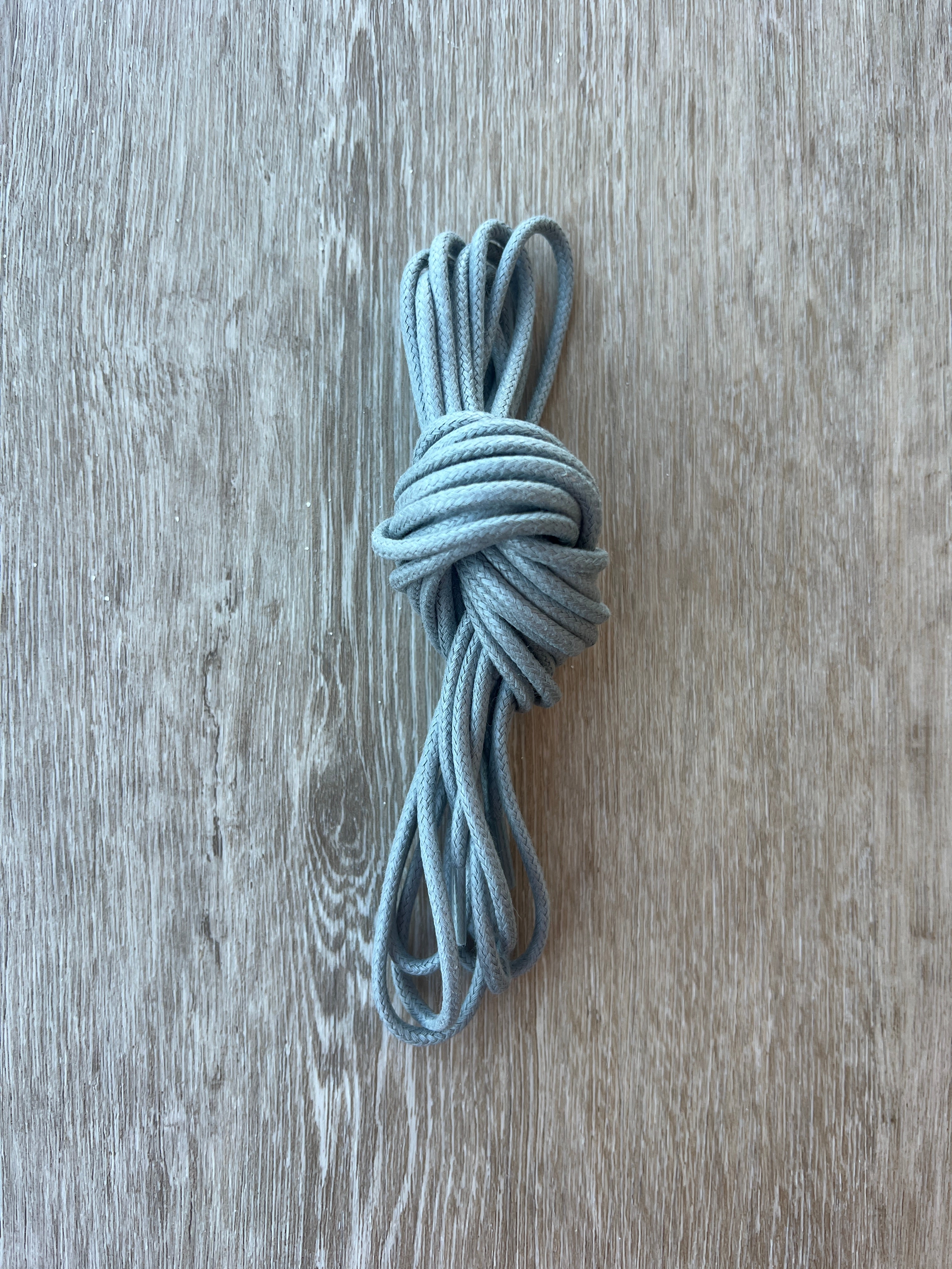 Bootlaces 240 cm Waxed Cotton Light Grey