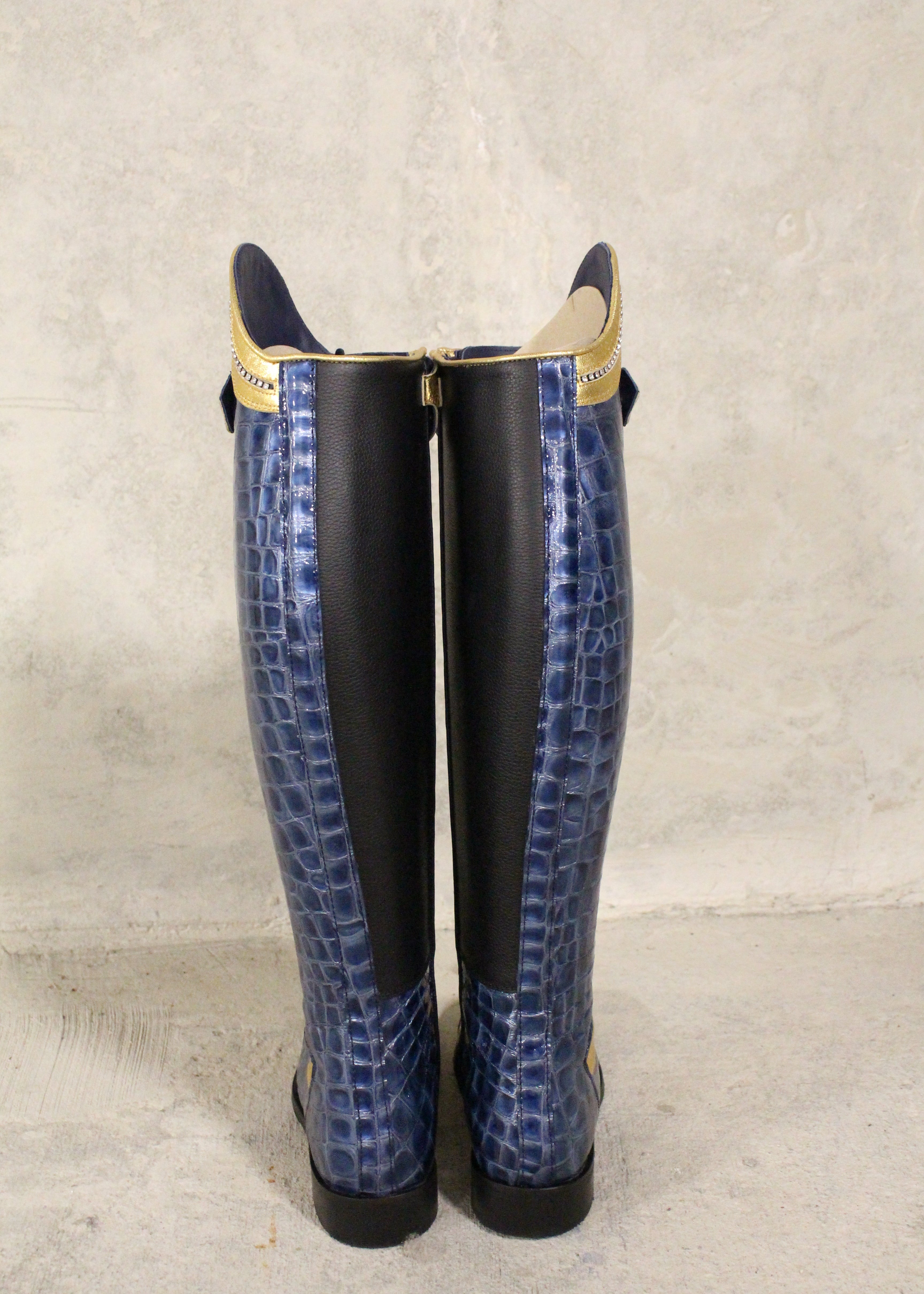 Laurel Laces Regular